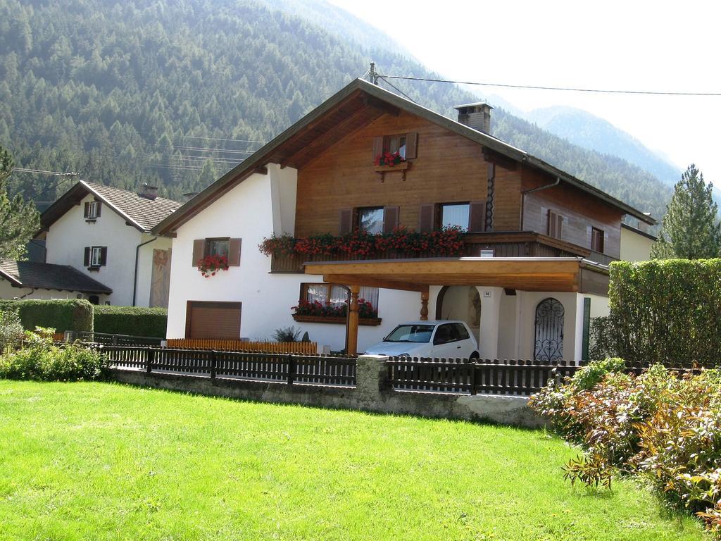 Apartment Hubert Praxmarer Fulpmes Szoba fotó